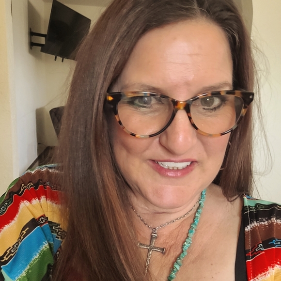 Meet your Posher, Sarah - Picture 7 of 8